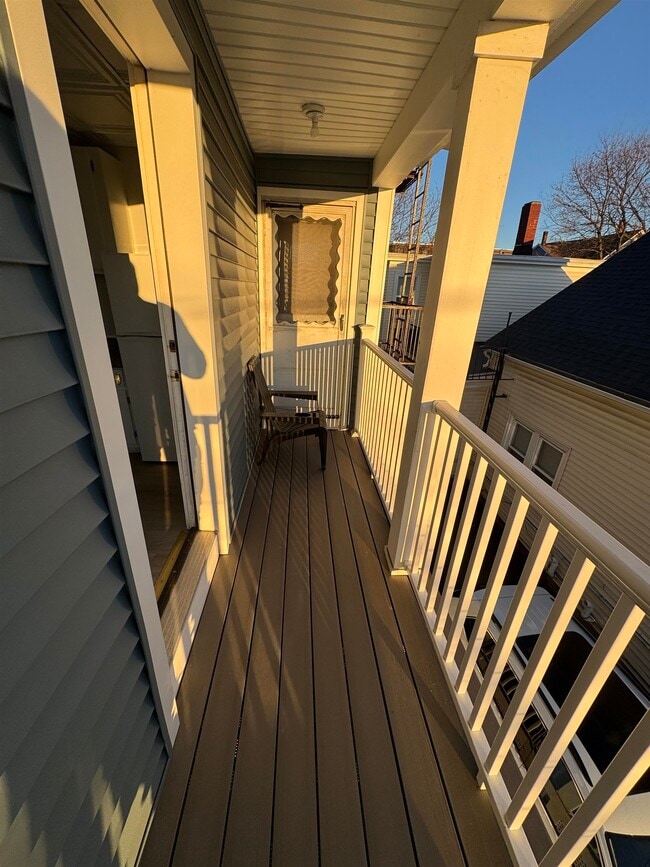 Foto del edificio - 30 Ledge St