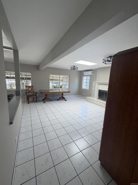Foto del edificio - 644 Farview St