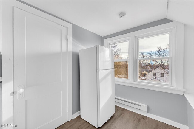 Foto del edificio - 14614 Glendale Ave