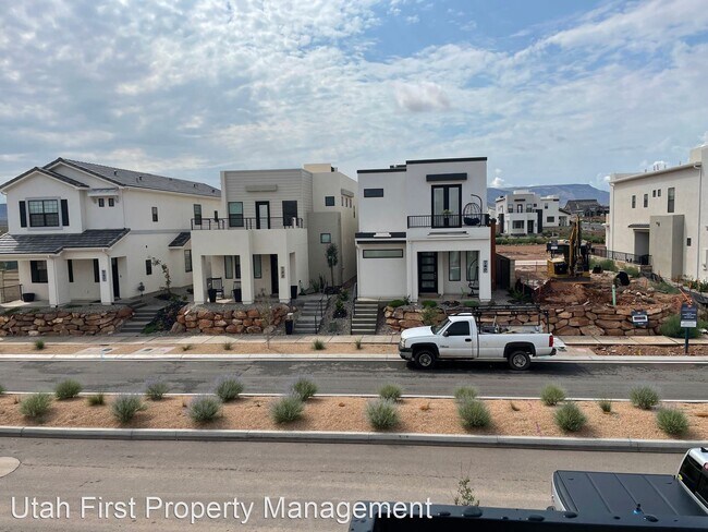 Building Photo - 3 br, 2.5 bath House - 750 W Scarlet Hill Dr.