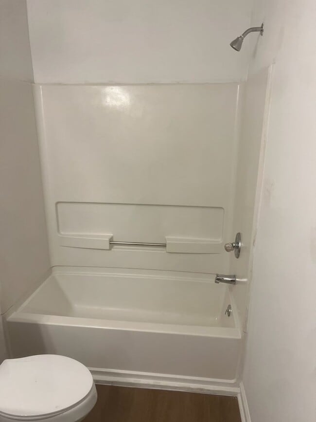 Building Photo - Easy Decision