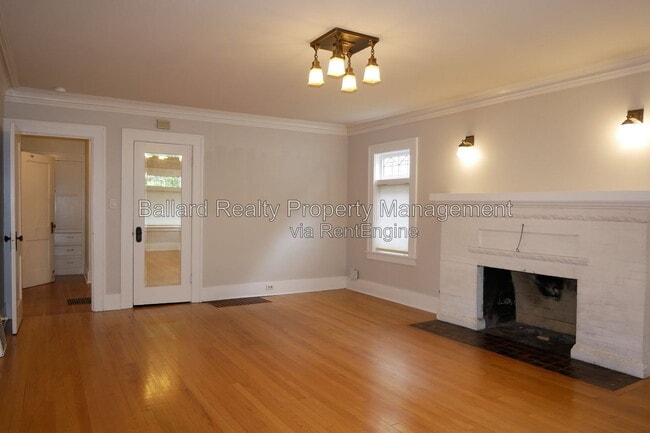 Building Photo - 6235 22nd Ave NE