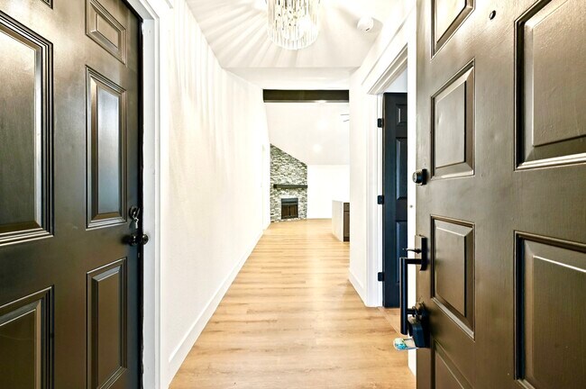 Foto del edificio - 17307 Eden Ct