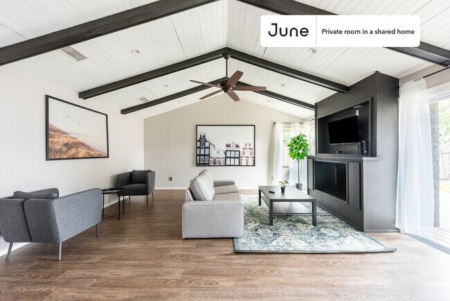 Foto del edificio - Room in Shared 3 bed/2 bath home