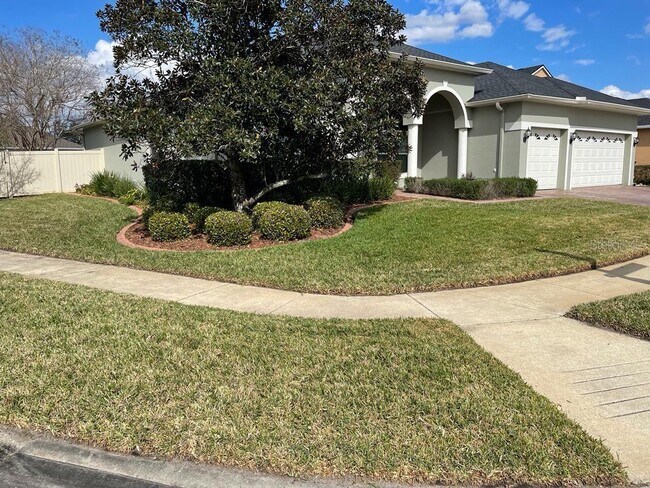 Foto del edificio - 2682 Greenwillow Dr