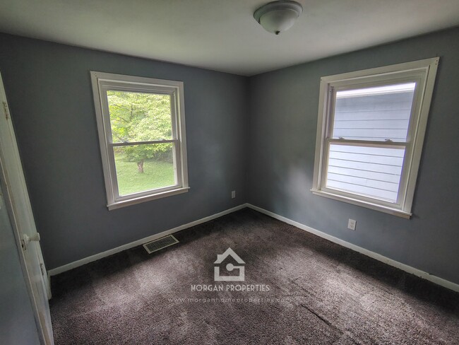Building Photo - 605 Alexandria Pike