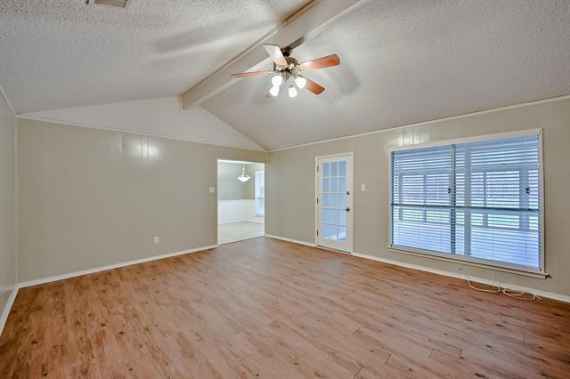 Foto del edificio - 3401 Steeplechase Trail