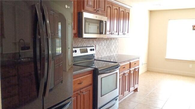 Foto del edificio - 2703 SW Ledbury Cove