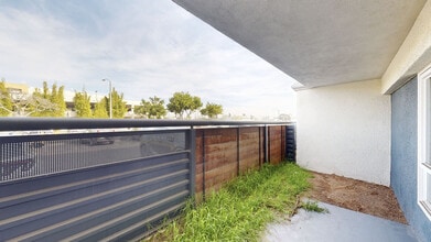 Interior Photo - Eight 80 Newport Beach