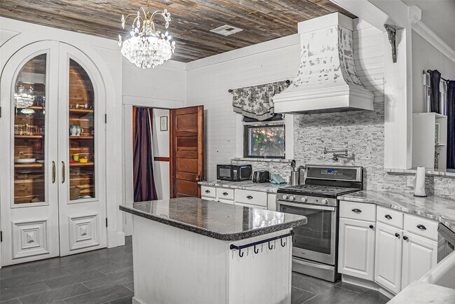 Foto del edificio - 17221 Steger Ln