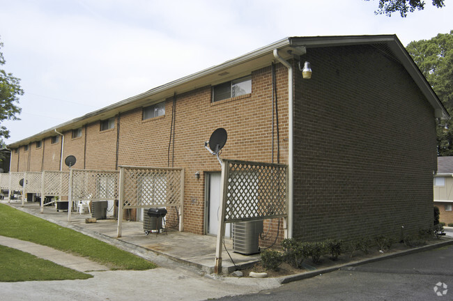 Building Photo - Berkshire Townhomes