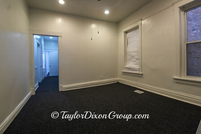 Foto del edificio - 4249 W Maypole Ave