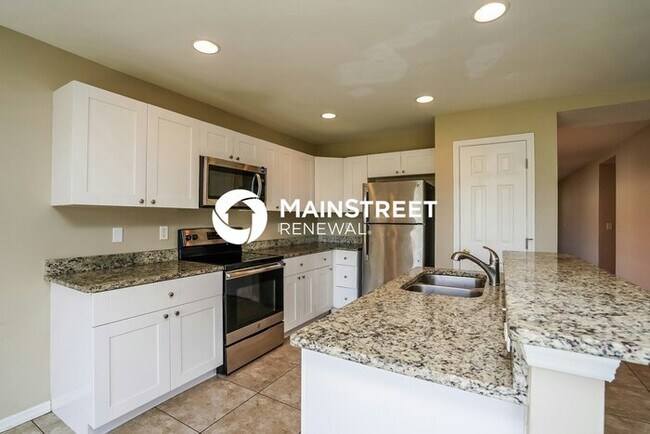 Foto del edificio - 4 Bedroom Pet-Friendly Home in Cape Coral, FL with Main Street Renewal