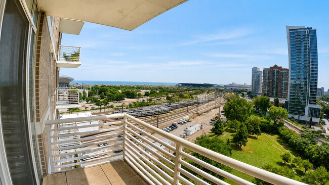 Foto del edificio - 1515 S Prairie Ave