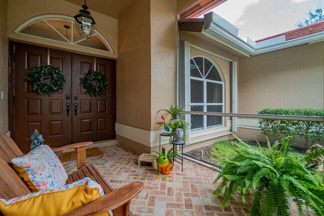 Building Photo - 10850 Paso Fino Dr