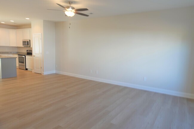 Foto del edificio - 142 Creekland Way