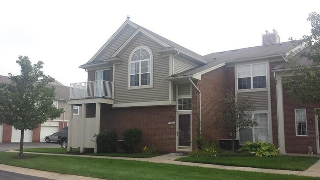 Building Photo - 15342 Cornell Dr