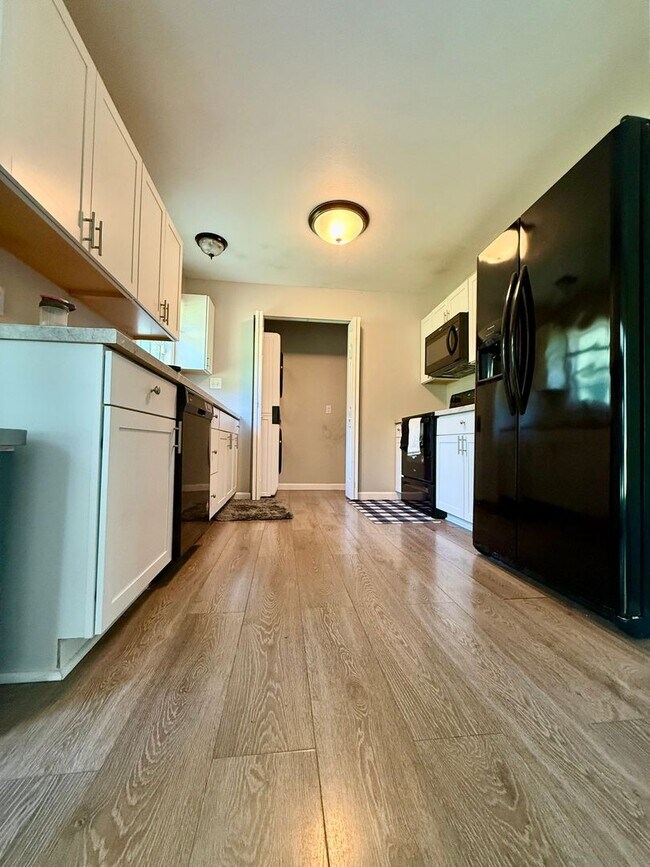Foto del edificio - 3 Bedroom Available in Ellettsville NOW! $...