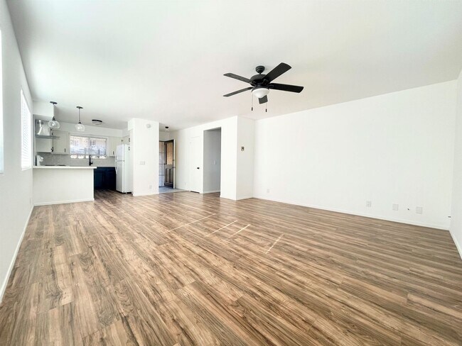 Foto del edificio - Remodeled Single Level Duplex!