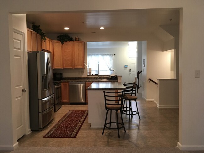 Foto del edificio - Three-Bedroom Townhome in Wyndholme Woods ...