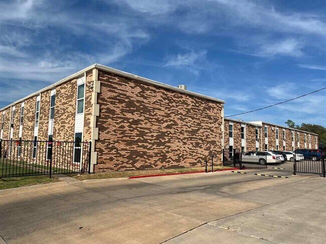 Foto del edificio - 2107 NW 38th St