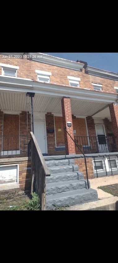 Primary Photo - 2120 Sidney Ave