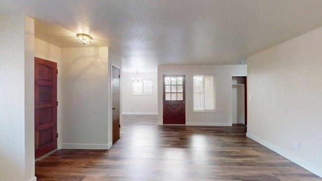 Foto del edificio - 173 Wayside Dr