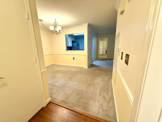 Building Photo - 15303 Diamond Cove Terrace