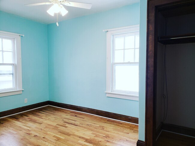 Foto del edificio - 335 W Cortland Ave