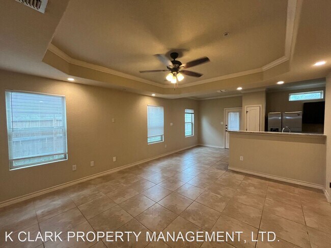 Building Photo - 3 br, 2.5 bath House - 13907 ANNA'S WAY #101