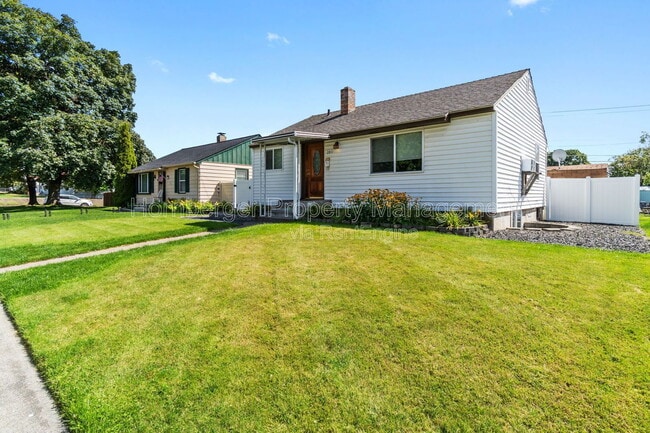 Building Photo - 2811 W Wabash Ave