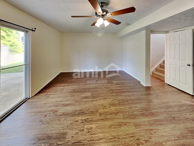 Building Photo - 200 Isaac Tharp St