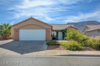 Building Photo - 437 Waterwheel Falls Dr
