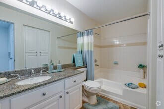La Jolla, 1 BR, 1 BA - 730 SF - Palm Villas at Whitney Ranch
