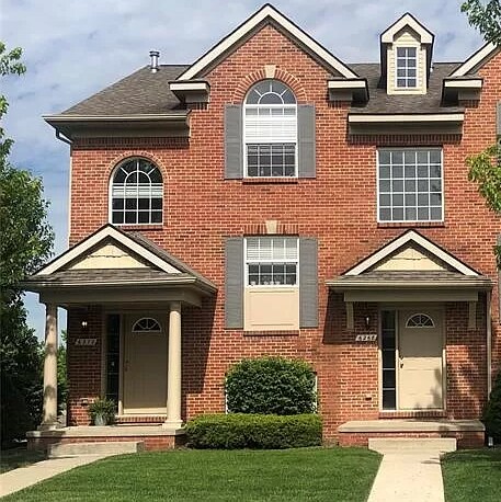 Foto principal - 6272 Cheshire Park Dr