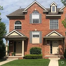 Building Photo - 6272 Cheshire Park Dr