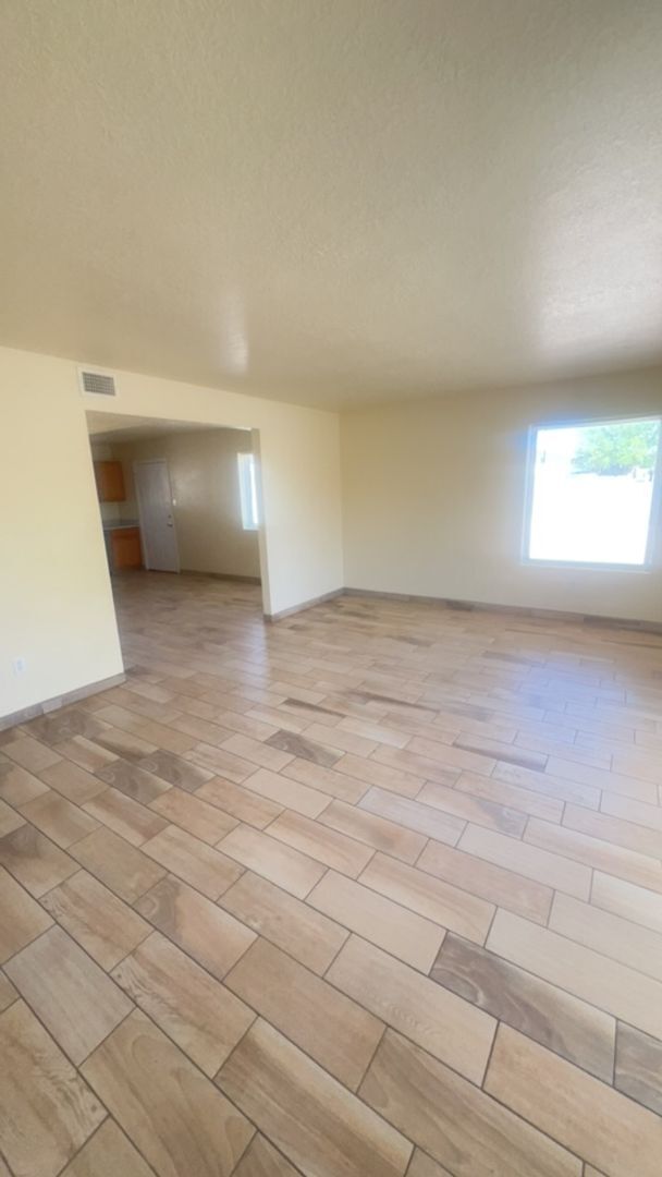 Foto del edificio - Beautiful Southwest Location 3 bedroom 2 b...