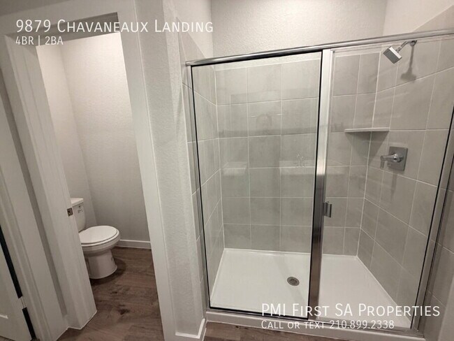 Foto del edificio - 9879 Chavaneaux Lndg