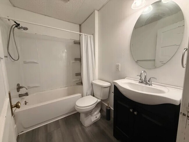 Foto del edificio - 211 5th St