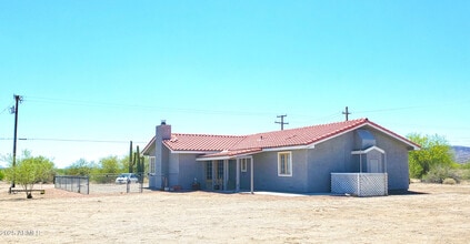 Building Photo - 69762 Old Bell Rd