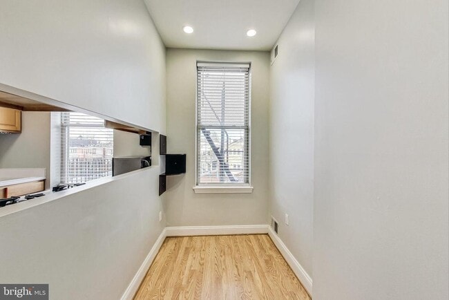 Foto del edificio - 1248 Maryland Ave NE
