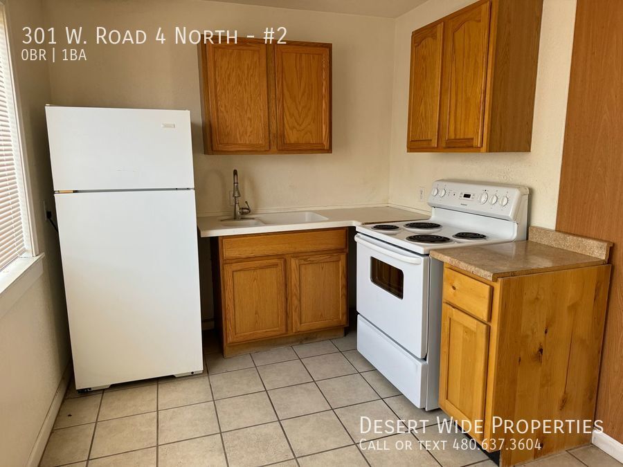 Primary Photo - 301 W Rd 4 N