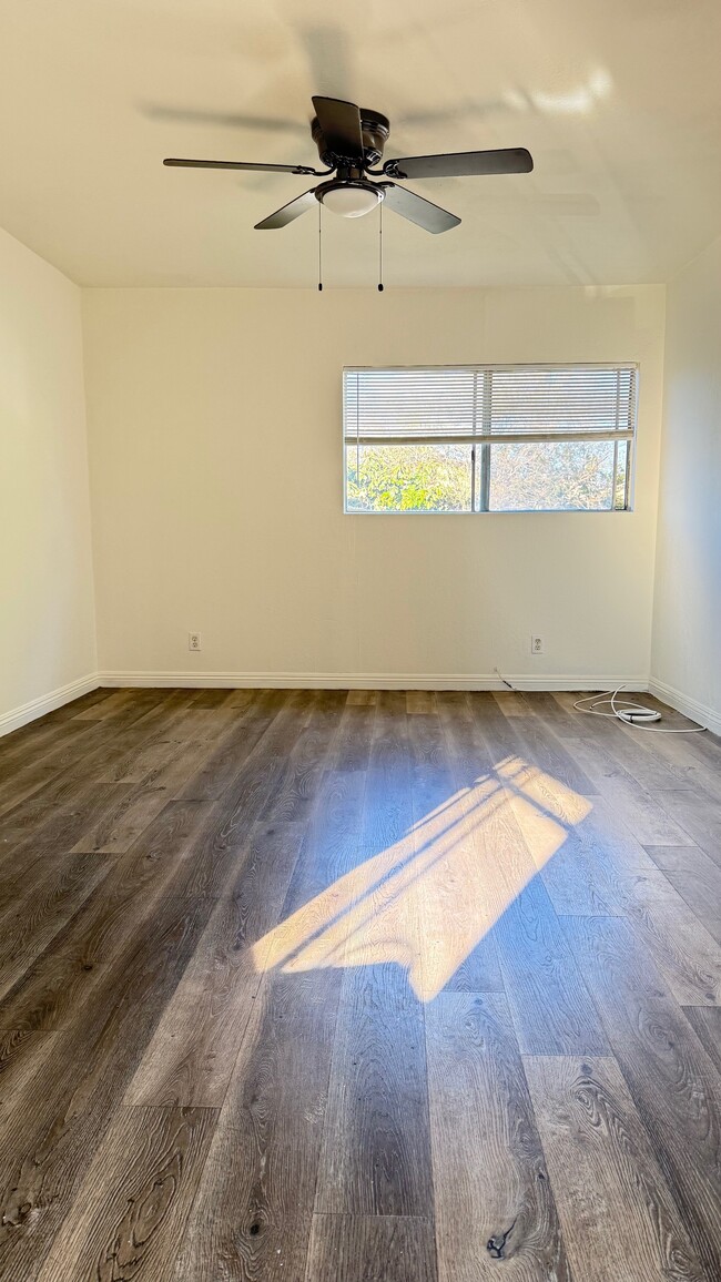 Foto del edificio - 2728 Exposition Pl