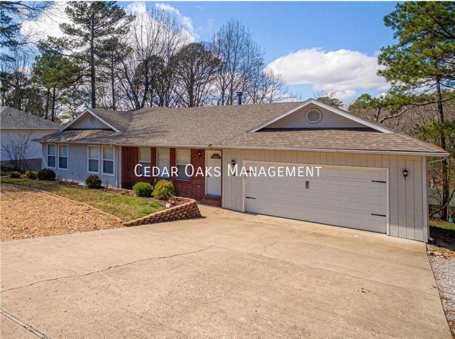 Foto principal - 8 Rivercliff Rd