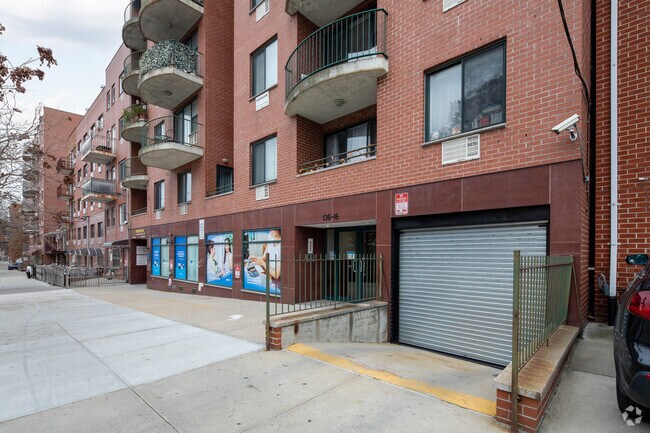 Foto del edificio - 3112 Union St