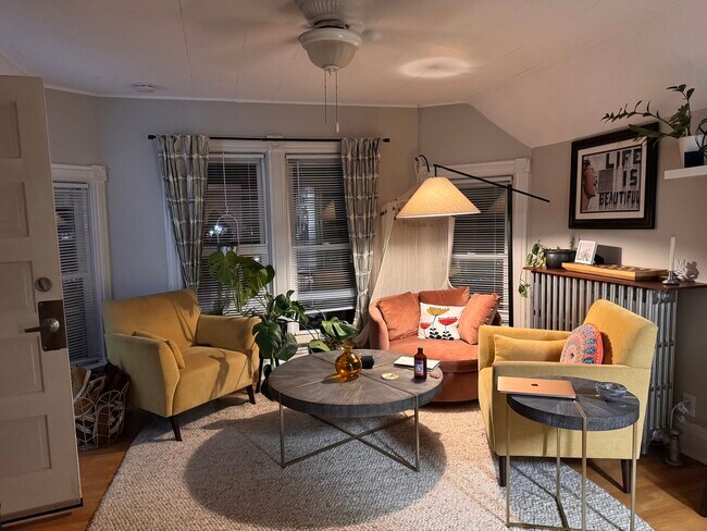 Foto del edificio - 325 3rd St