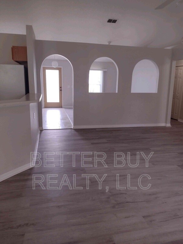 Building Photo - 28 Princess Dolores Ln