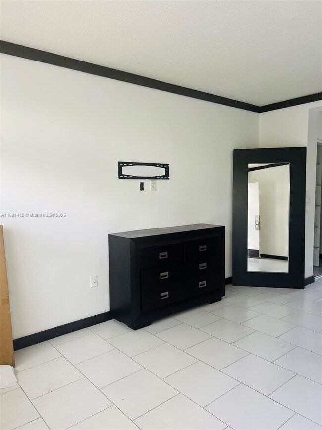 Foto del edificio - 1545 Drexel Ave