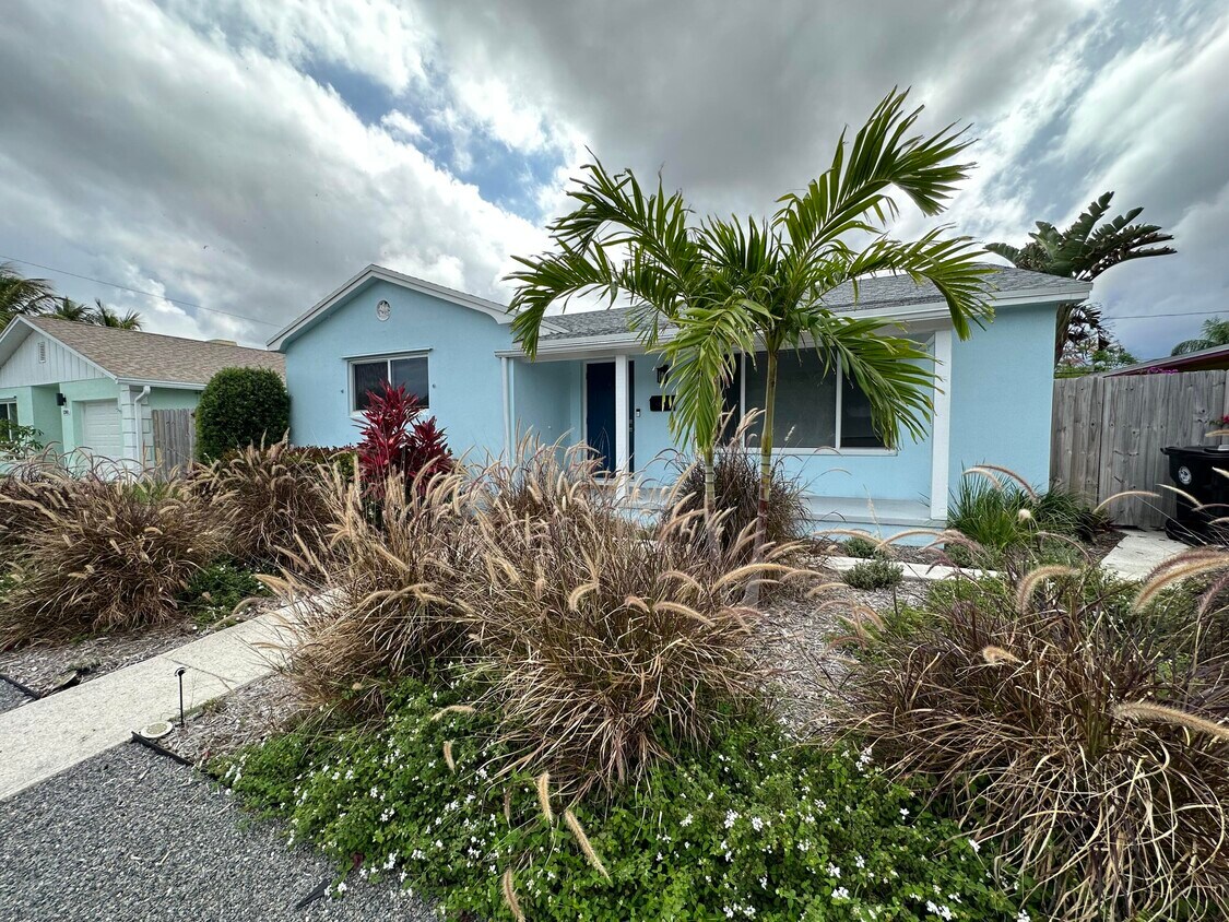 Primary Photo - 1305 N J Terrace