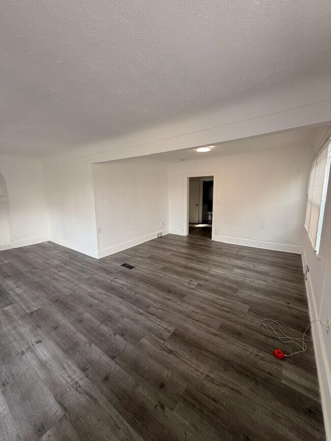 Foto del edificio - 13918 Terry St